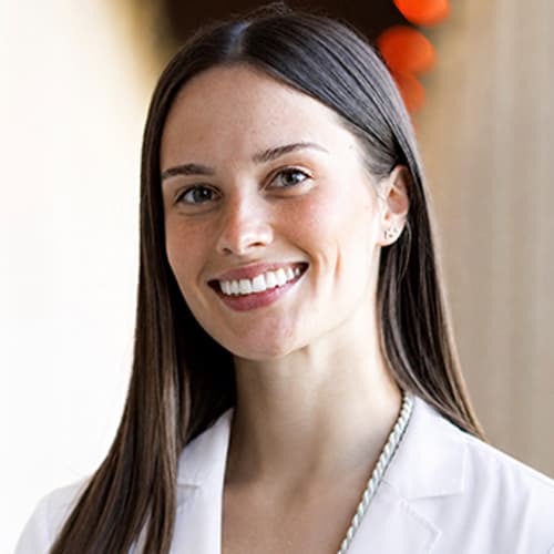 Dr. Kristin Higgins, South Florida Veterinarian and Ophthalmology Intern